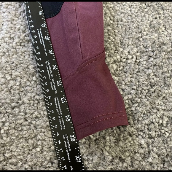 Dover Saddlery Full Seat Burgundy Breeches - Size 26 - Picture 5 of 7